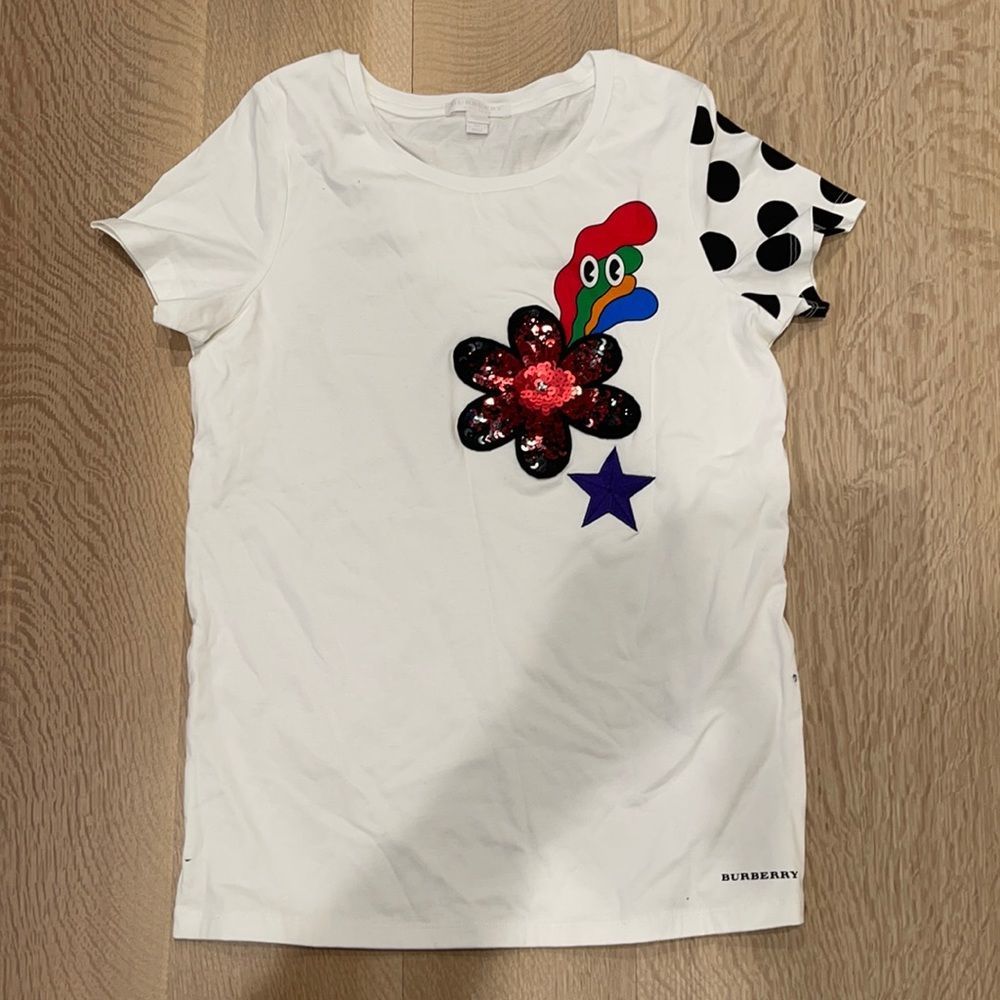Burberry girls t shirt